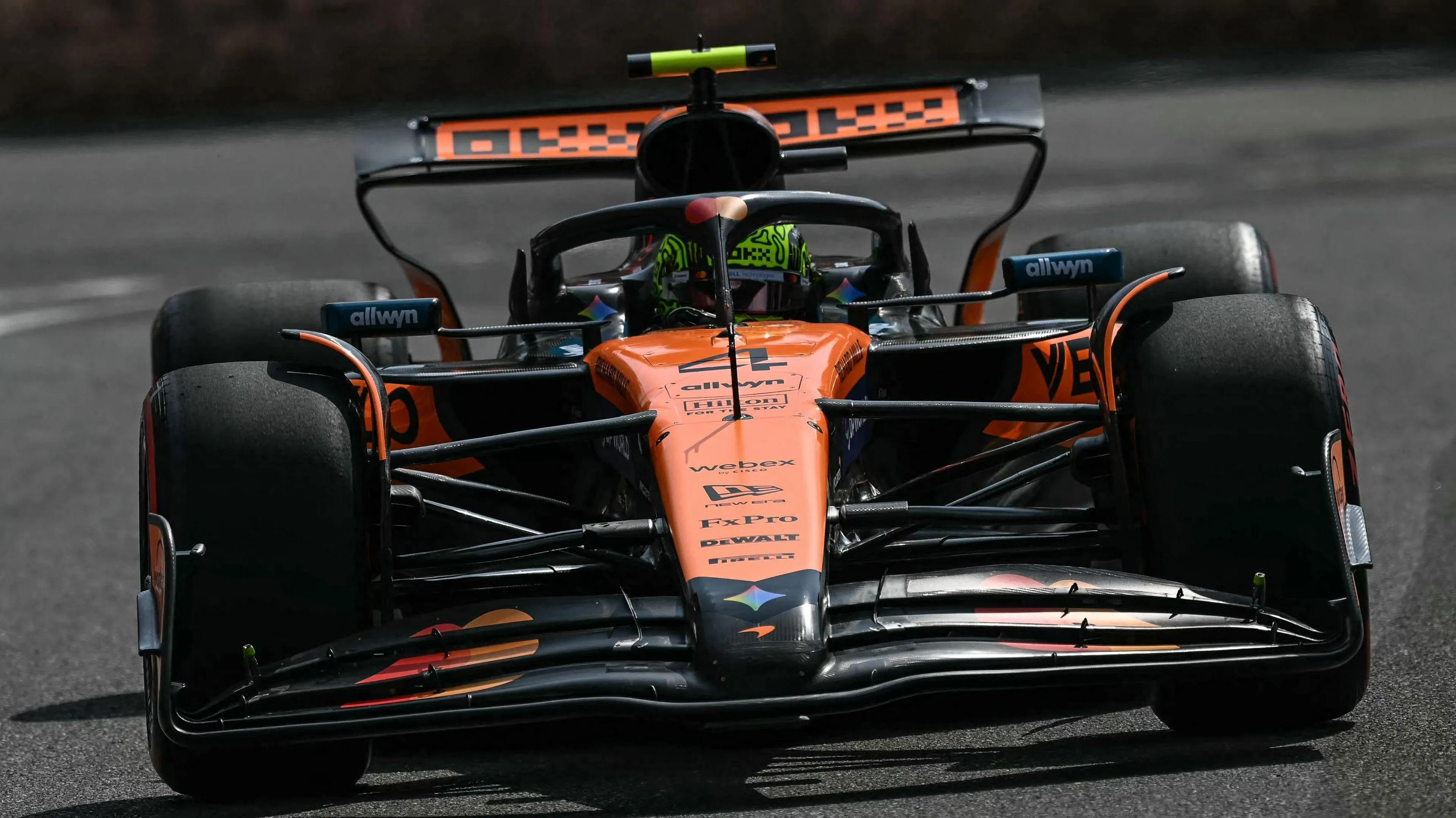 Lando Norris Leads Piastri in Baku Practice